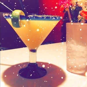 Meet your Posher, Clarissa